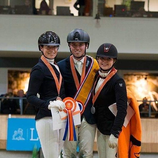 Joyce en Meike, allebei succes op het NK in Ermelo!! 